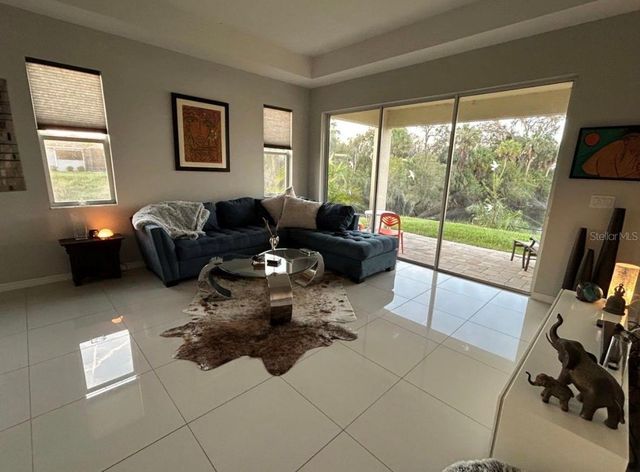 3105 TRUSTEE AVENUE, Sarasota, FL 34243