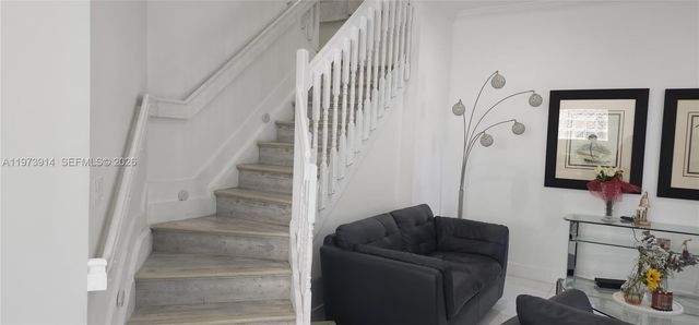 2150 NW 100th Ave, Pembroke Pines, FL 33024