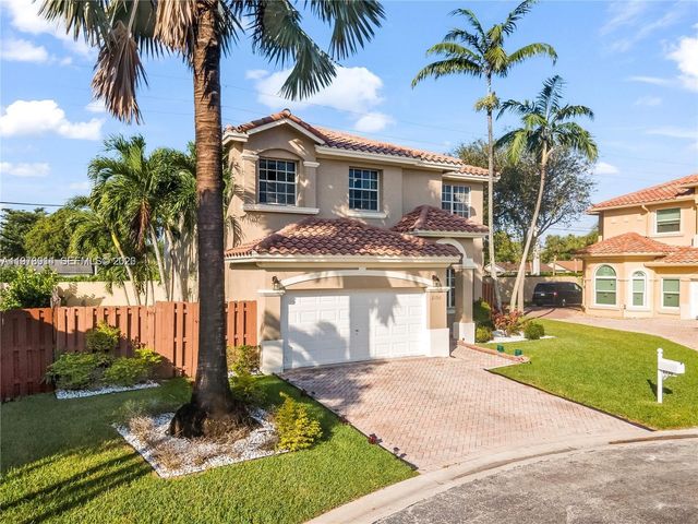 2150 NW 100th Ave, Pembroke Pines, FL 33024