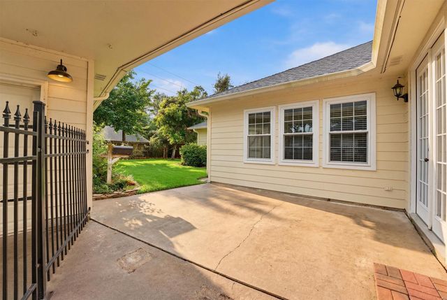 1603 Plantation Drive, Richmond, TX 77406