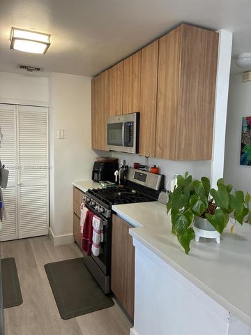 16333 SW 139th Ct, Miami, FL 33177