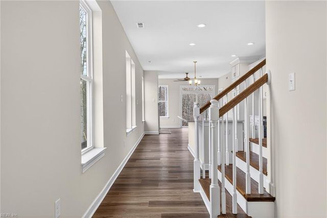 3016 Plymouth PL, Williamsburg, VA 23185