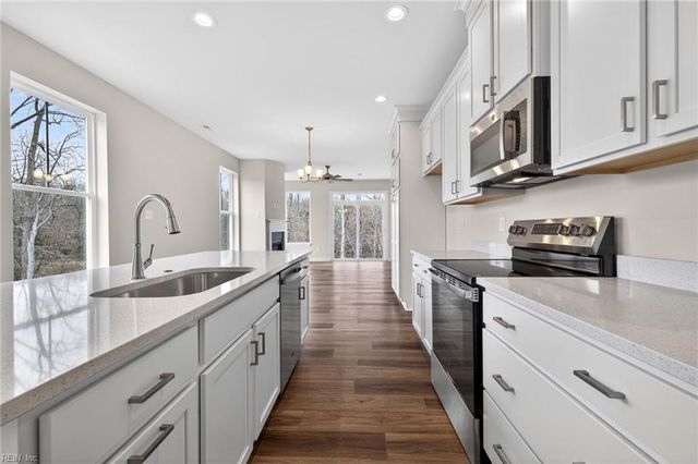 3016 Plymouth PL, Williamsburg, VA 23185