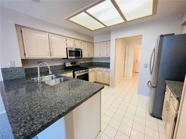 5409 La Patera Lane, Las Vegas, NV 89149