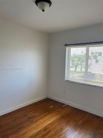 403 NW 84th St 403, Miami, FL 33150