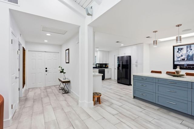 21680 Tall Palm Circle 12-B, Boca Raton, FL 33433