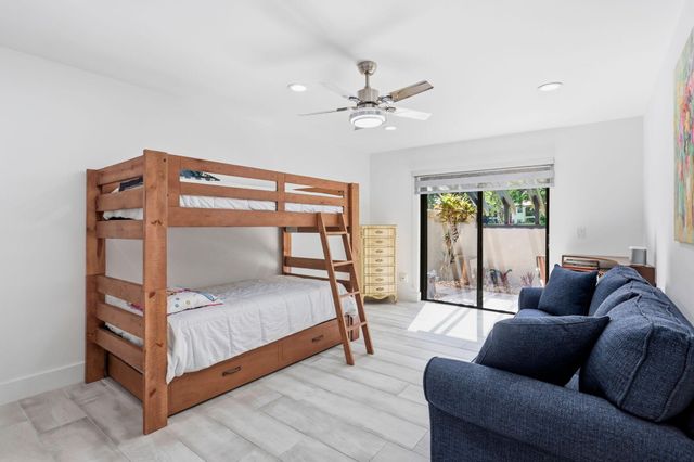 21680 Tall Palm Circle 12-B, Boca Raton, FL 33433