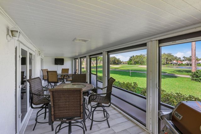 21680 Tall Palm Circle 12-B, Boca Raton, FL 33433