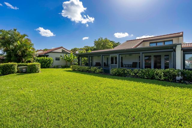 21680 Tall Palm Circle 12-B, Boca Raton, FL 33433