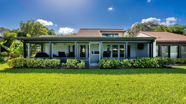 21680 Tall Palm Circle 12-B, Boca Raton, FL 33433