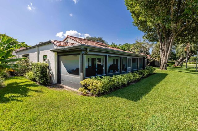 21680 Tall Palm Circle 12-B, Boca Raton, FL 33433