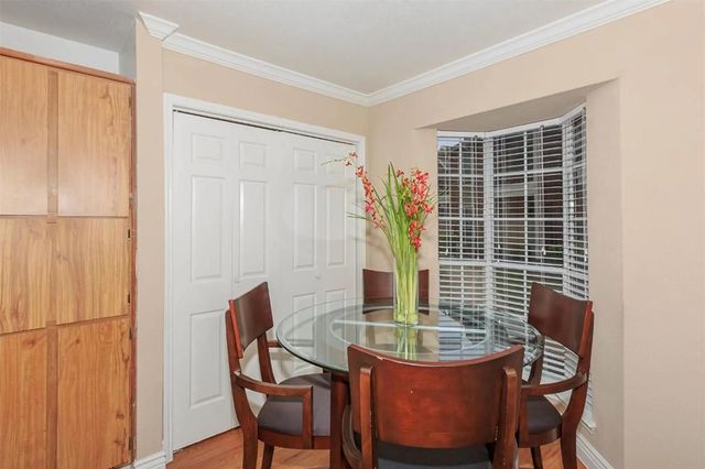 8110 Creekbend DR 616, Houston, TX 77071