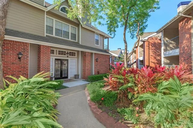 8110 Creekbend DR 616, Houston, TX 77071