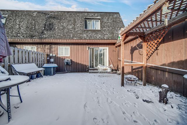 7933 Jefferson Avenue 4b, Munster, IN 46321