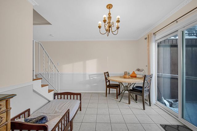 7933 Jefferson Avenue 4b, Munster, IN 46321