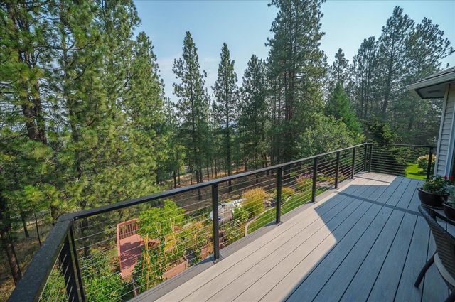 310 W AUBURN CREST Ct, Spokane, WA 99224