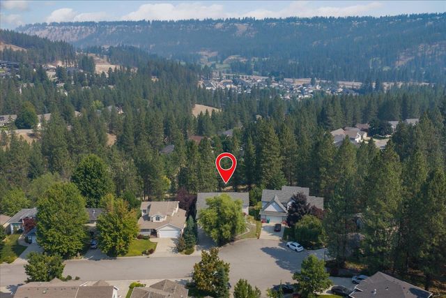 310 W AUBURN CREST Ct, Spokane, WA 99224
