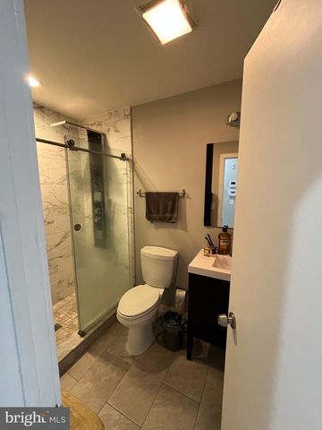 1625 FONTAIN ST, Philadelphia, PA 19121