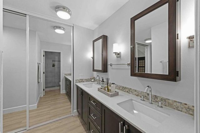 1115 Crestview Drive 2, San Carlos, CA 94070