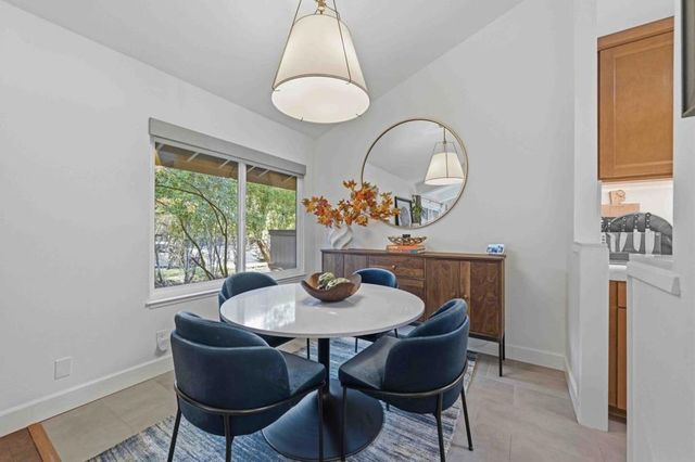 1115 Crestview Drive 2, San Carlos, CA 94070