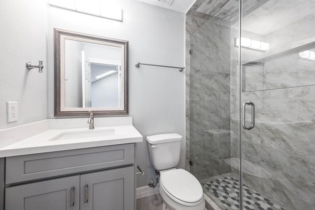 11643 Village Place Drive 194, Houston, TX 77077