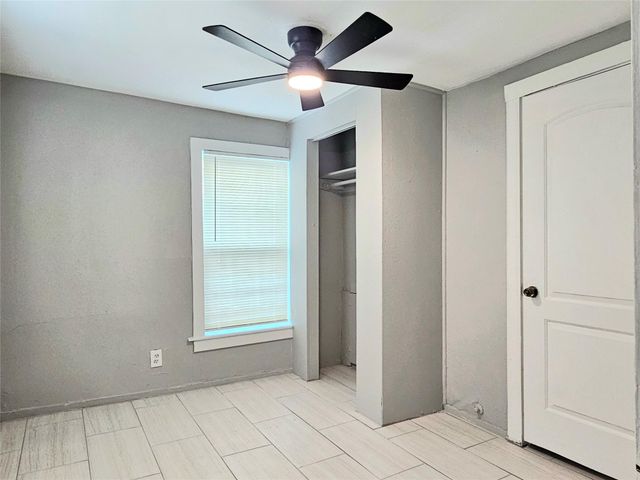 217 Cockerel Street C, Houston, TX 77018