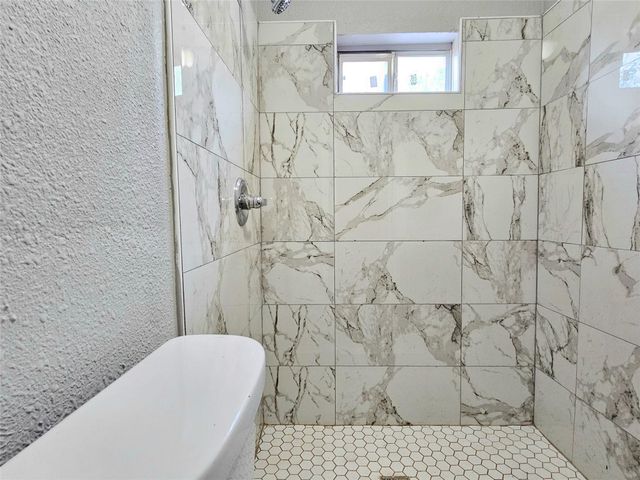 217 Cockerel Street C, Houston, TX 77018