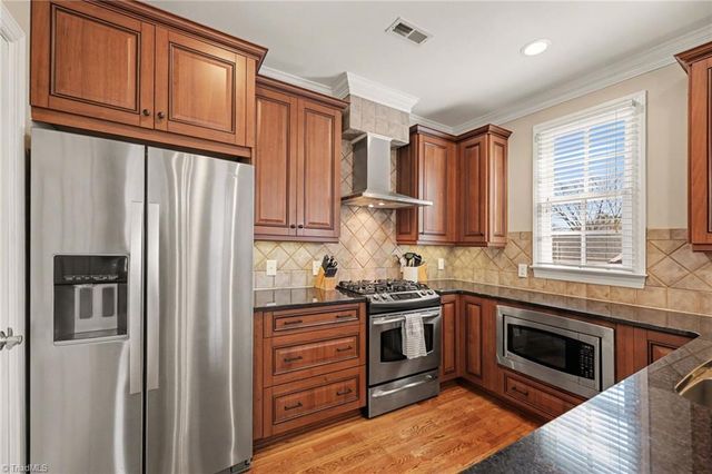 592 W 2nd Street, Winston-salem, NC 27101