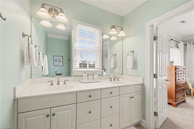 592 W 2nd Street, Winston-salem, NC 27101