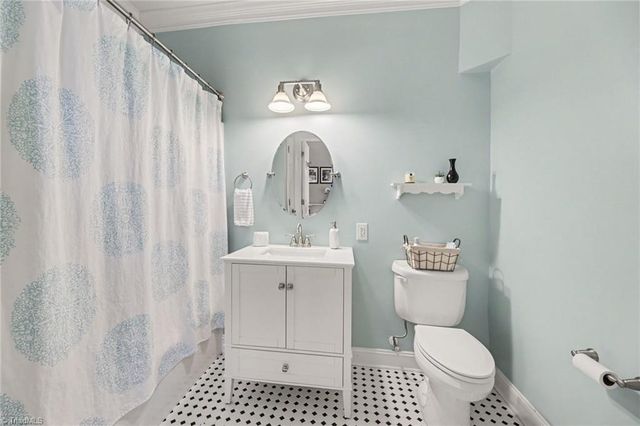 592 W 2nd Street, Winston-salem, NC 27101