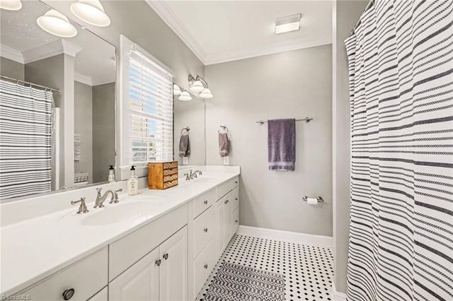 592 W 2nd Street, Winston-salem, NC 27101