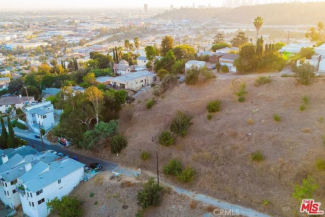 448 Beech, Los Angeles, CA 90065