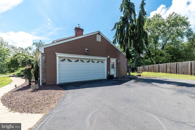 103 TANGLEBROOK, Southampton, PA 18966