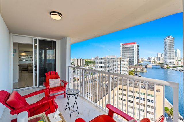 121 Golden Isles Drive Ph1, Hallandale Beach, FL 33009