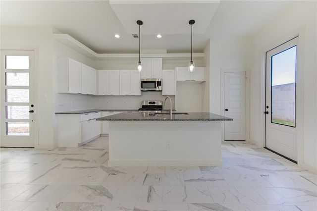 2928 El Fenice Lane, Houston, TX 77057