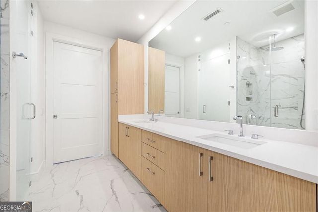 2425 Peachtree Road NE 412, Atlanta, GA 30305