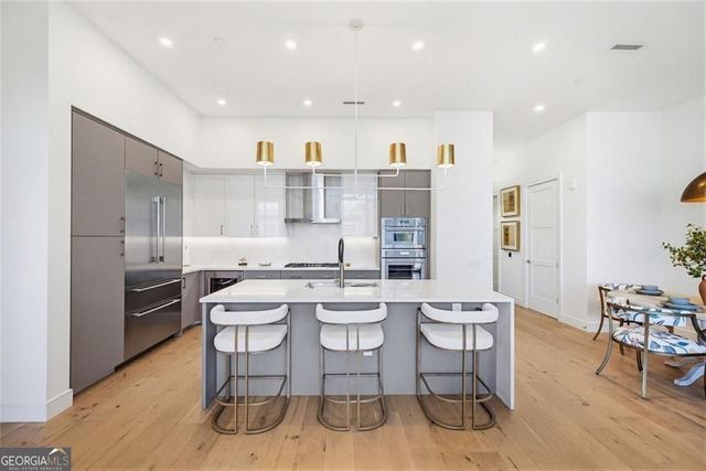 2425 Peachtree Road NE 412, Atlanta, GA 30305