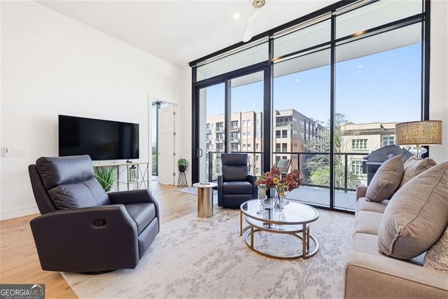 2425 Peachtree Road NE 412, Atlanta, GA 30305