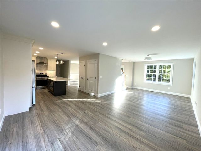 23 Doe Circle, Charlestown, RI 02813