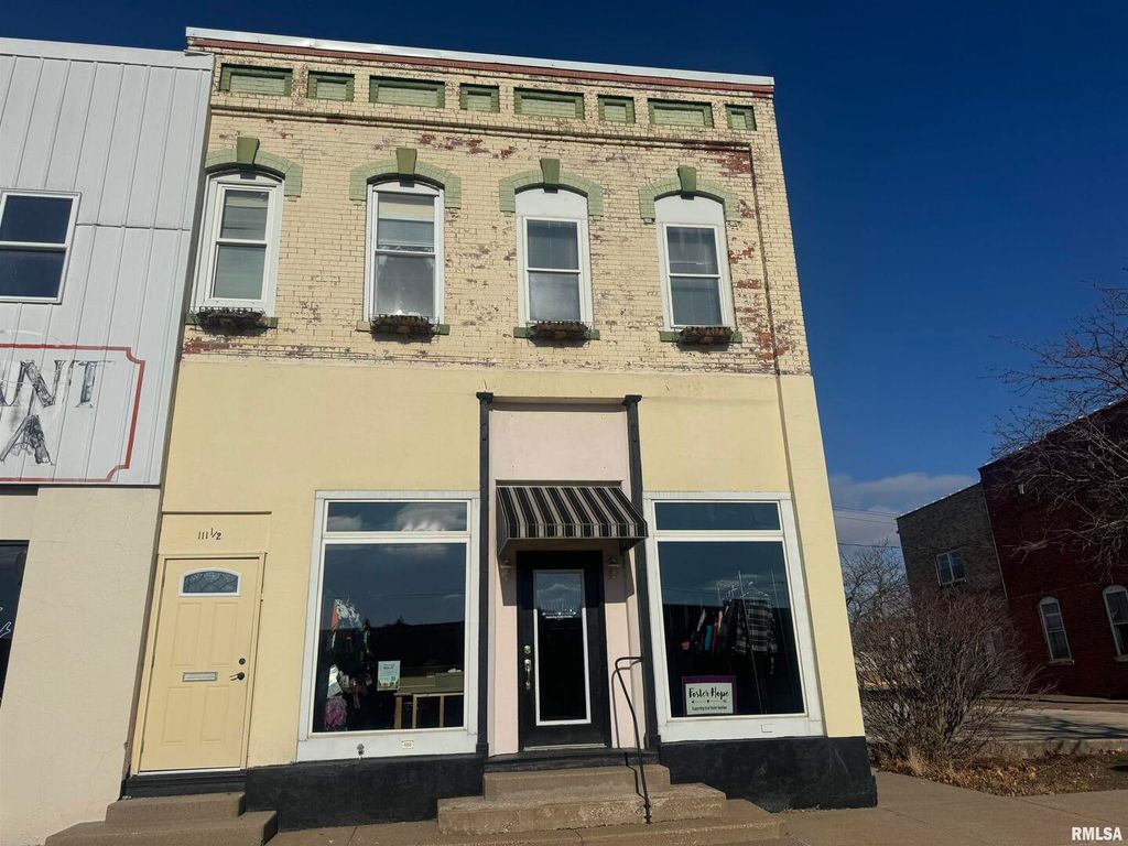 111 E EXCHANGE Street, Geneseo, IL 61254