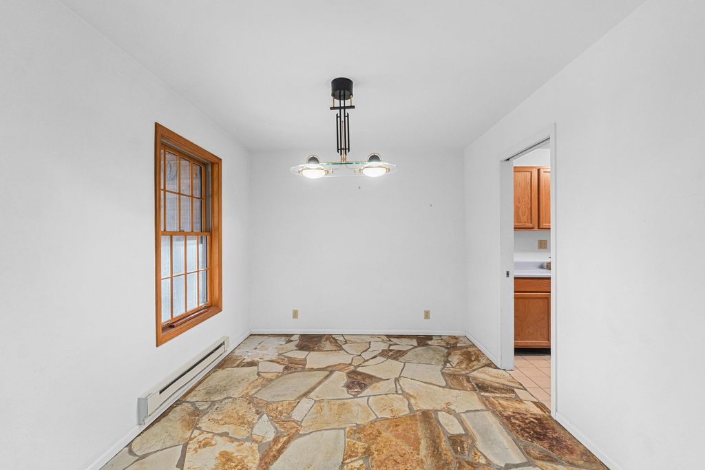 121 N Robarge Rd, Metaline Falls, WA 99153 photo 4