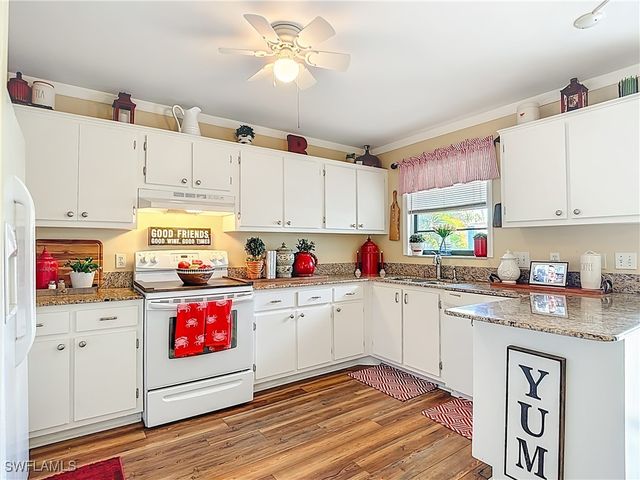 119 Lake Point LN 5B, Naples, FL 34112