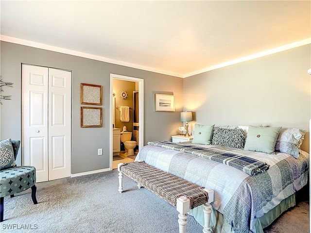 119 Lake Point LN 5B, Naples, FL 34112