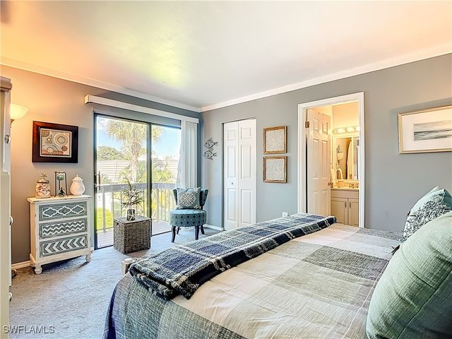 119 Lake Point LN 5B, Naples, FL 34112