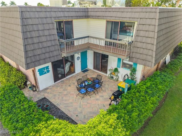 119 Lake Point LN 5B, Naples, FL 34112