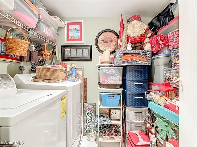 119 Lake Point LN 5B, Naples, FL 34112