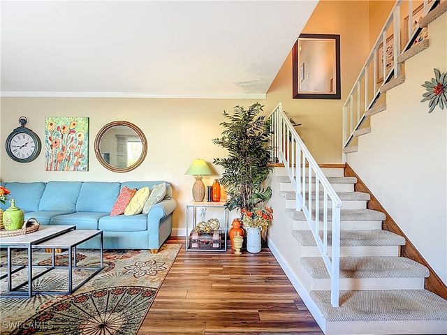 119 Lake Point LN 5B, Naples, FL 34112