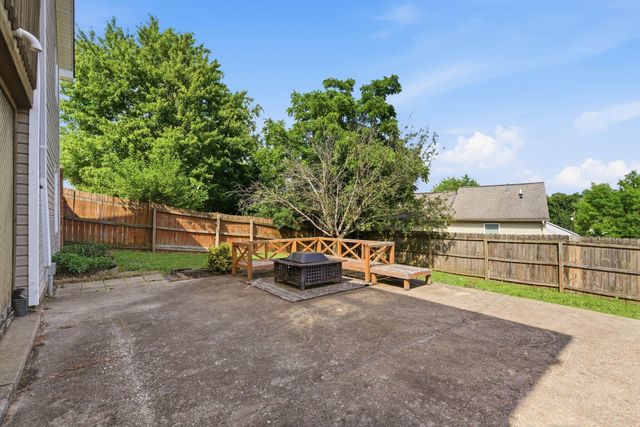 3628 Creel Court, Lexington, KY 40517