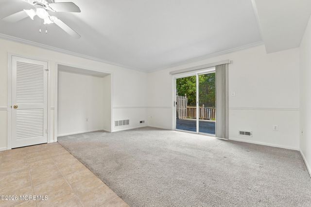 694 Darlington Drive 88, Old Bridge, NJ 08857