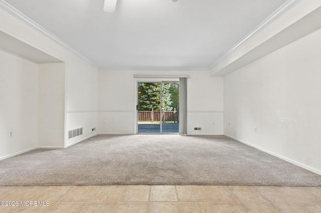 694 Darlington Drive 88, Old Bridge, NJ 08857